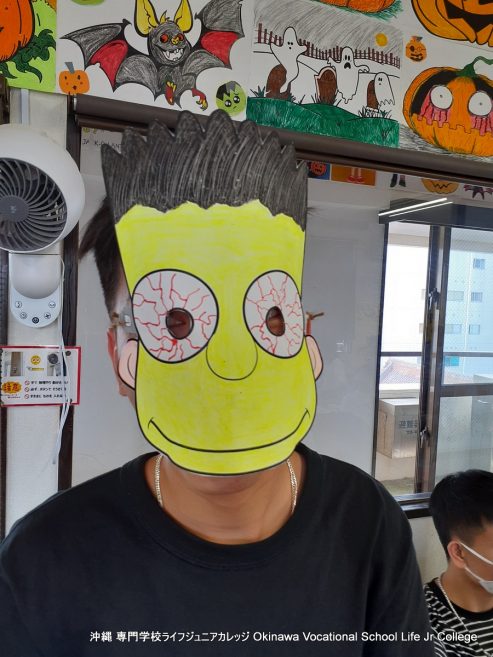 ハッピーハロウィンパーティー（英語特別授業）2023! Special English Class: the Happy Halloween Party 2023!  Okinawa Vocational School Life Jr College 沖縄 専門学校ライフジュニアカレッジ | Halloween decoration Photo 29
