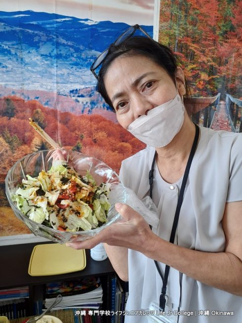 2023年インターナショナルフードパーティー（一般学生クラス活動） International Food Party (General Students' Class Activity) 2023! | vocational school LIFE Jr College - Okinawa, Japan | Guest (Students and Teachers) Photo 1