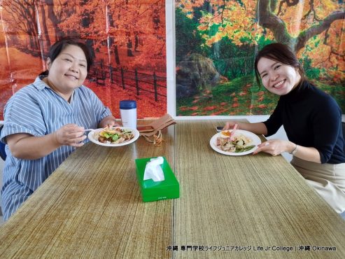 2023年インターナショナルフードパーティー（一般学生クラス活動） International Food Party (General Students' Class Activity) 2023! | vocational school LIFE Jr College - Okinawa, Japan | Guest (Students and Teachers) Photo 4