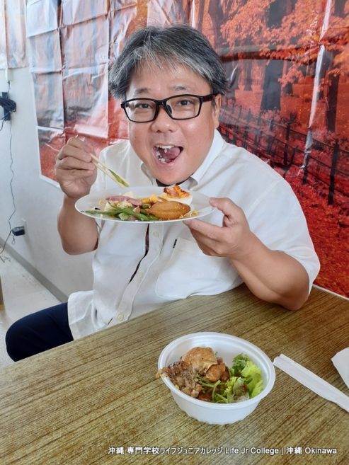 2023年インターナショナルフードパーティー（一般学生クラス活動） International Food Party (General Students' Class Activity) 2023! | vocational school LIFE Jr College - Okinawa, Japan | Guest (Students and Teachers) Photo 5
