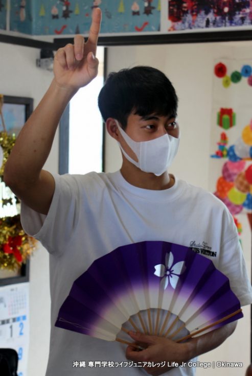生徒たちは日本文化の授業で日本舞踊を学びました。 International Students learned traditional Japanese dance in their Japanese culture class.  picture 32