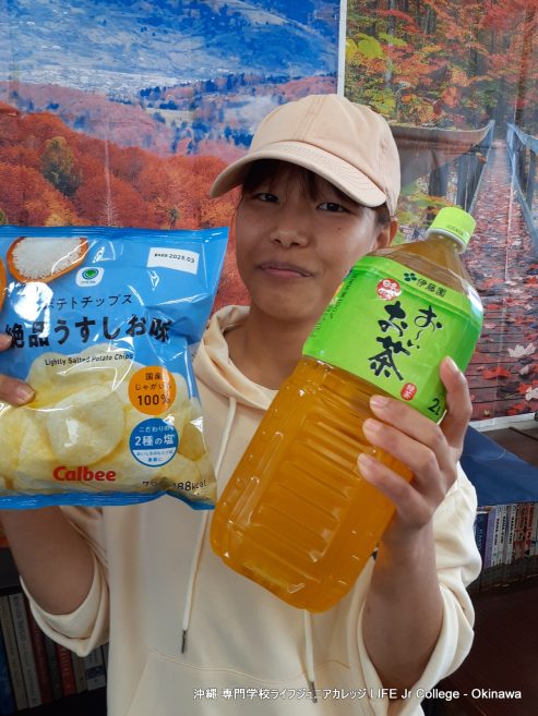 日本人学生のホームルームクラス活動「インターナショナルフードパーティー」は大成功でした！ Japanese students' homeroom class activity "The International Food Party" was a great success! Food15