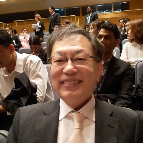 専門学校ライフジュニアカレッジの2025年度の教員陣をご紹介します！

専門学校ライフジュニアカレッジは、2025年度の教職員をご紹介できることを大変誇りに思っています。管理職、教員、そしてスタッフ全員が、専門学校ライフジュニアカレッジの学生の皆様をサポートするためにここにいます。専門学校ライフジュニアカレッジは2014年の開校以来、日本人学生と留学生の両方を教育し、サポートしてきました。私たち一同、2025年度が素晴らしい学年になることを楽しみにしています！皆で力を合わせ、頑張りましょう！




ENGLISH: 

Please meet the teachers at vocational school Life Jr College teachers for 2025!

Vocational school Life Jr College is very proud to introduce to you the 2025 faculty and staff. All of these administrators, teachers and staff are here to help all of the students at vocational school Life Jr College. Since 2014, vocational school Life Jr College has been educating and supporting both Japanese students and International students. All of us are looking forward to wonderful academic year in 2025! Let's all try to do our very best! Faculty and Staff 28