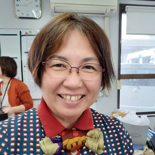 専門学校ライフジュニアカレッジの2025年度の教員陣をご紹介します！

専門学校ライフジュニアカレッジは、2025年度の教職員をご紹介できることを大変誇りに思っています。管理職、教員、そしてスタッフ全員が、専門学校ライフジュニアカレッジの学生の皆様をサポートするためにここにいます。専門学校ライフジュニアカレッジは2014年の開校以来、日本人学生と留学生の両方を教育し、サポートしてきました。私たち一同、2025年度が素晴らしい学年になることを楽しみにしています！皆で力を合わせ、頑張りましょう！




ENGLISH: 

Please meet the teachers at vocational school Life Jr College teachers for 2025!

Vocational school Life Jr College is very proud to introduce to you the 2025 faculty and staff. All of these administrators, teachers and staff are here to help all of the students at vocational school Life Jr College. Since 2014, vocational school Life Jr College has been educating and supporting both Japanese students and International students. All of us are looking forward to wonderful academic year in 2025! Let's all try to do our very best! Faculty and Staff 24